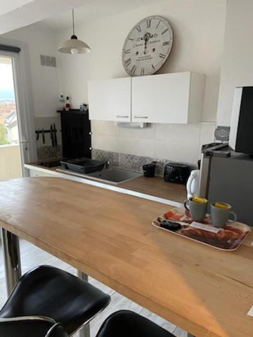 La Plenitude Appt 124 Apartment Sens Luaran gambar